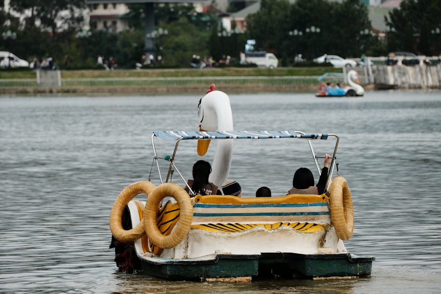 pontoon boat dealers