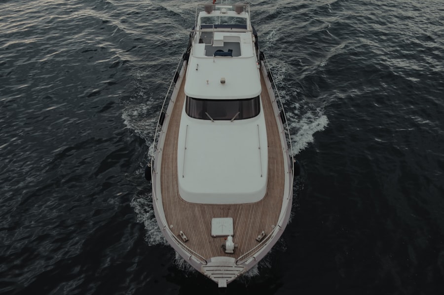 yacht broker
