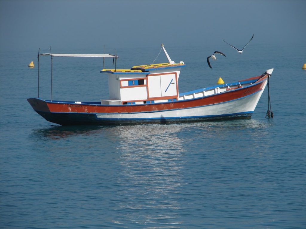 Photo fishing boats for sale