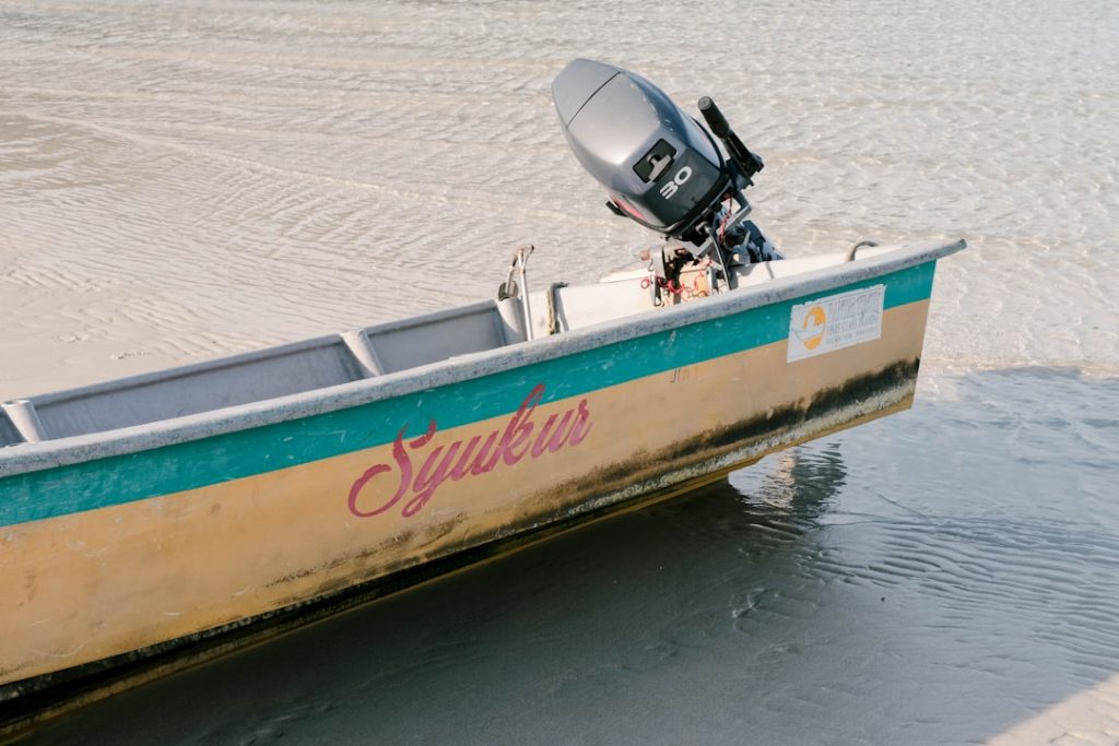 Photo outboard motors