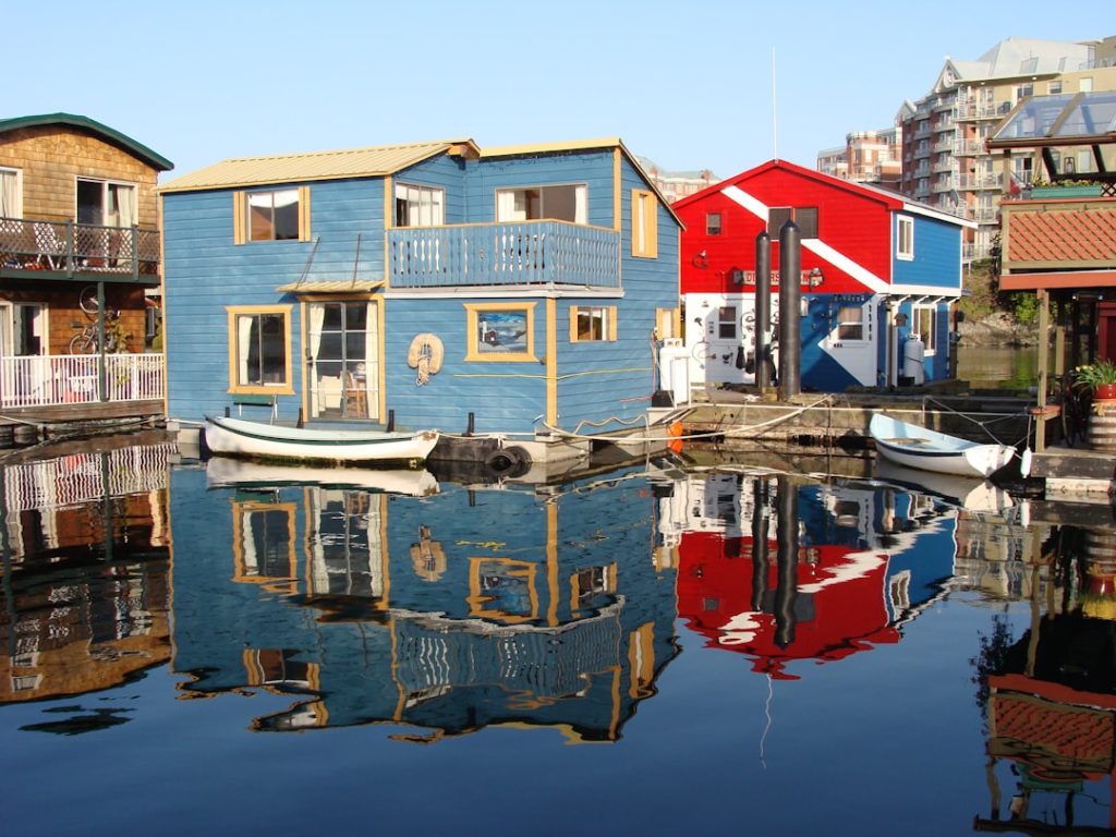 Photo houseboats for sale