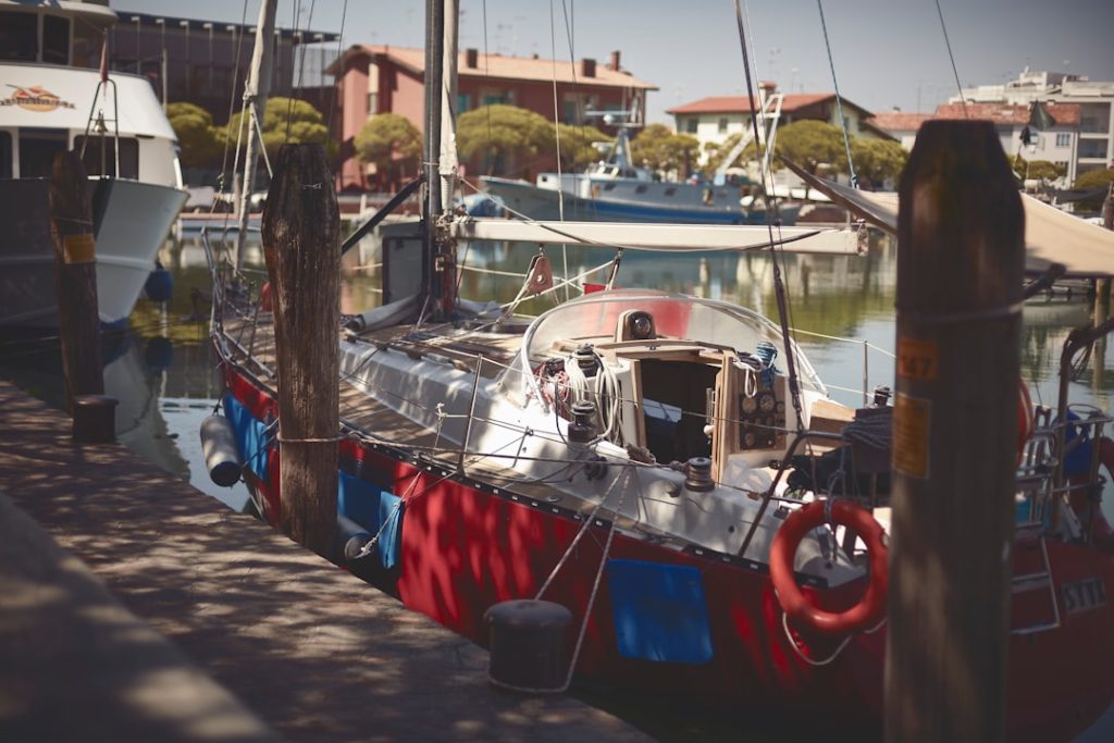 Photo outboard motors market