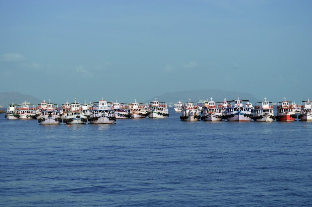 Photo boat suppliers