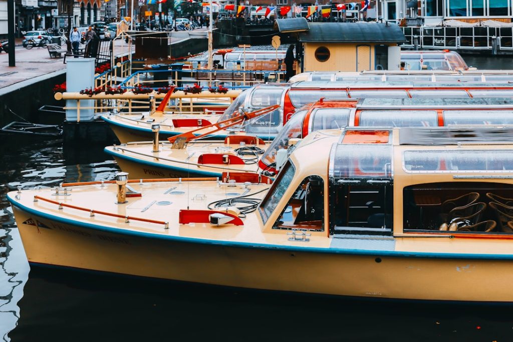 Photo speed boats for sell