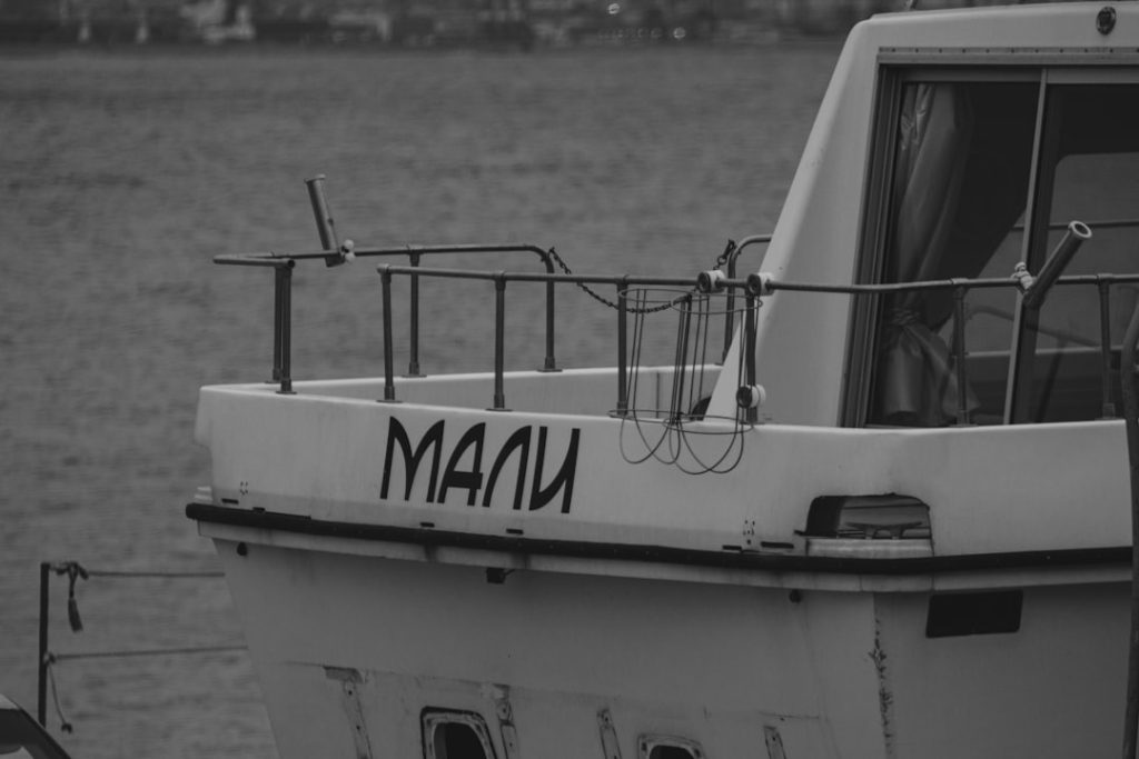 Photo marina for sale