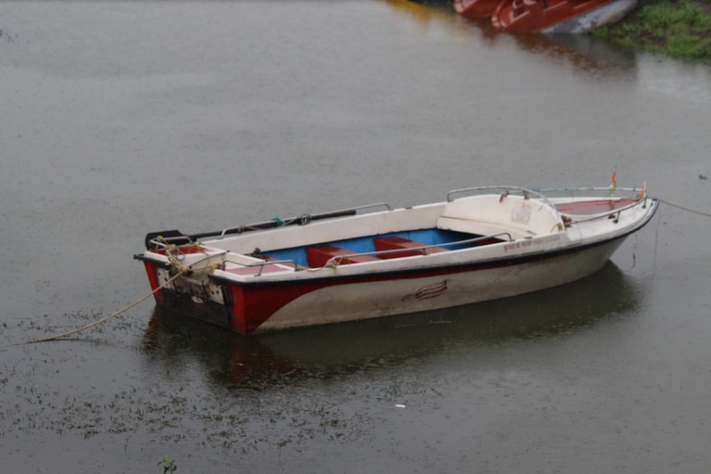 Photo rowboat for sale
