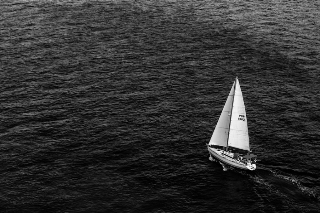 Photo sailing
